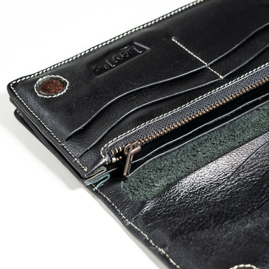 Modern Long Wallet with Magnetic Closure & Zip Storage | CD-MW19