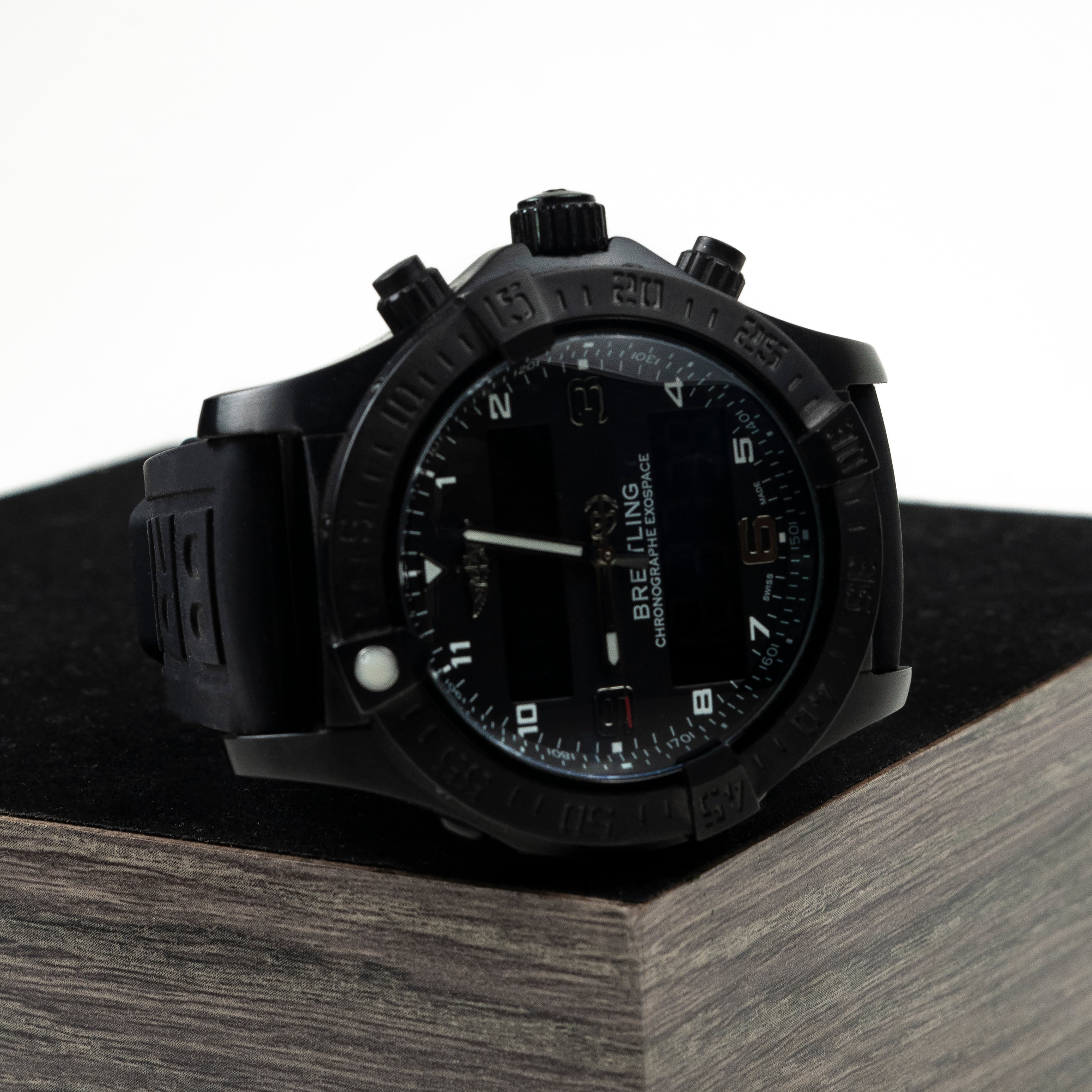 Rugged Chrono Style Sports Wristwatch | CD-MAW4