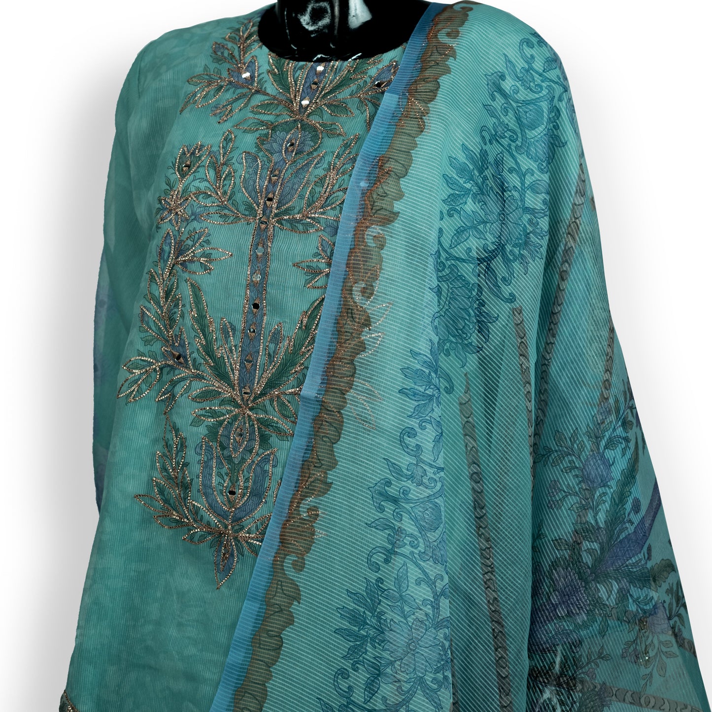 Elegant Embroidered Style Three Piece Set | CD-WD17