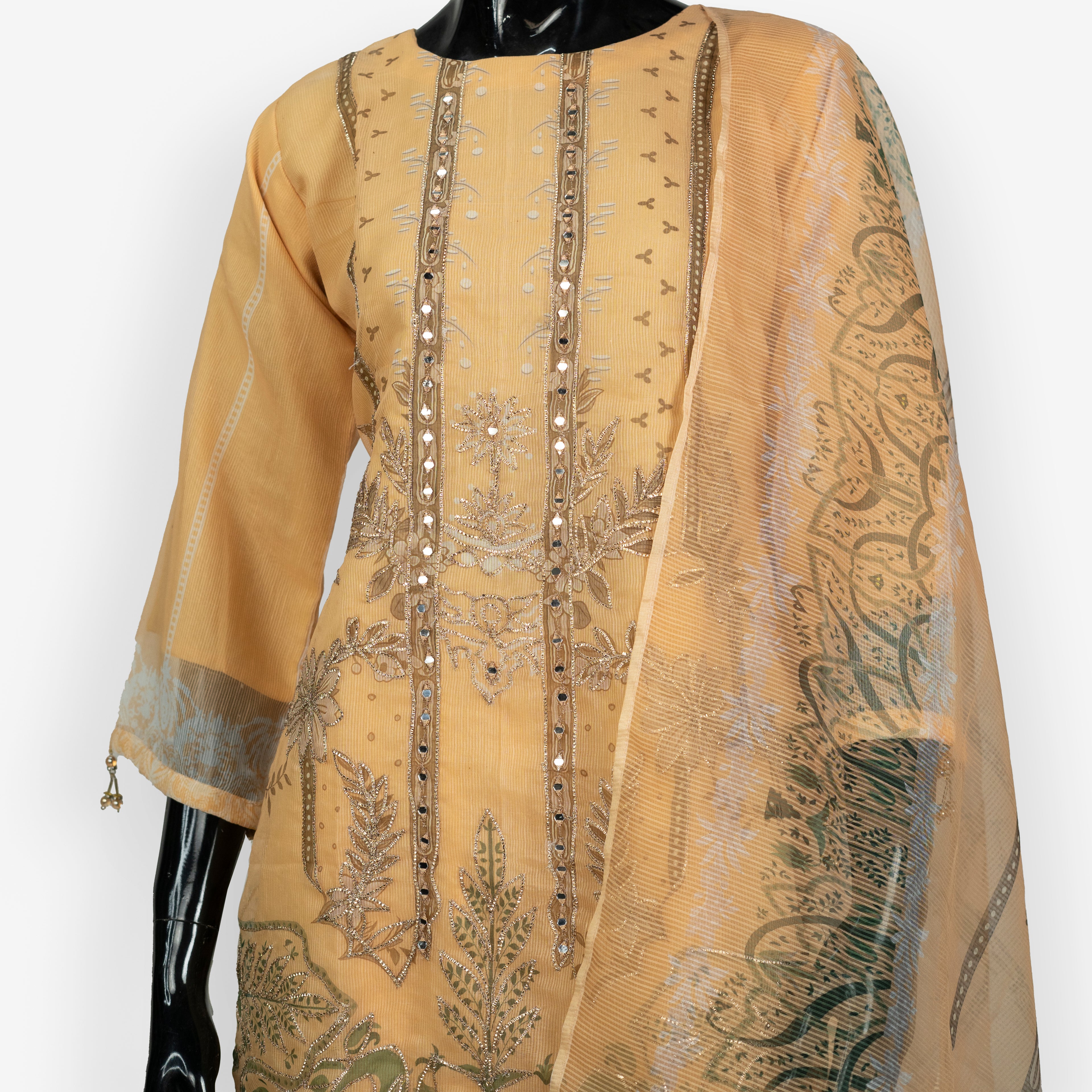 Elegant Embroidered Three Piece Set for Graceful Occasions | CD-WD1