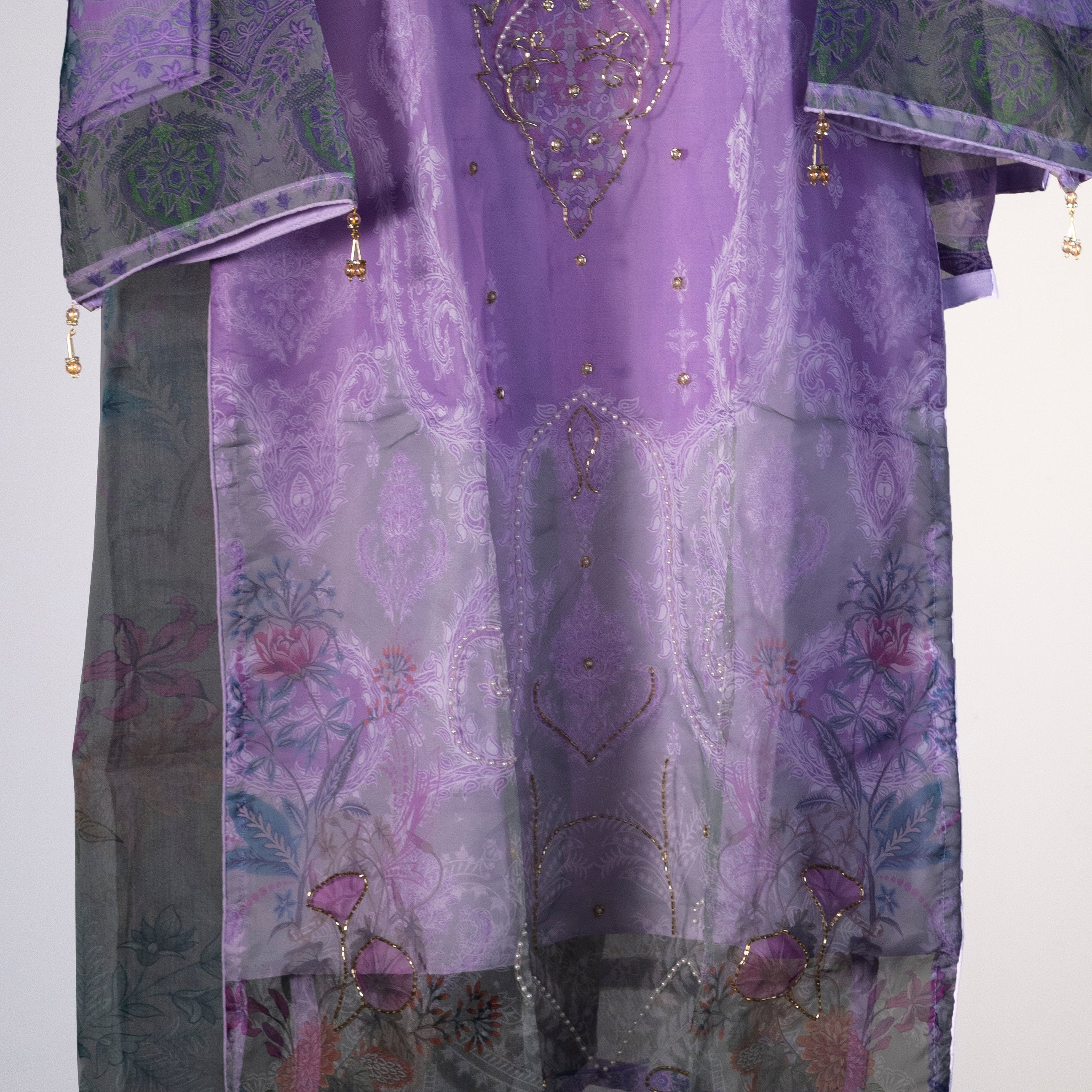 Elegant Floral Fusion Three Piece Set | CD-WD20