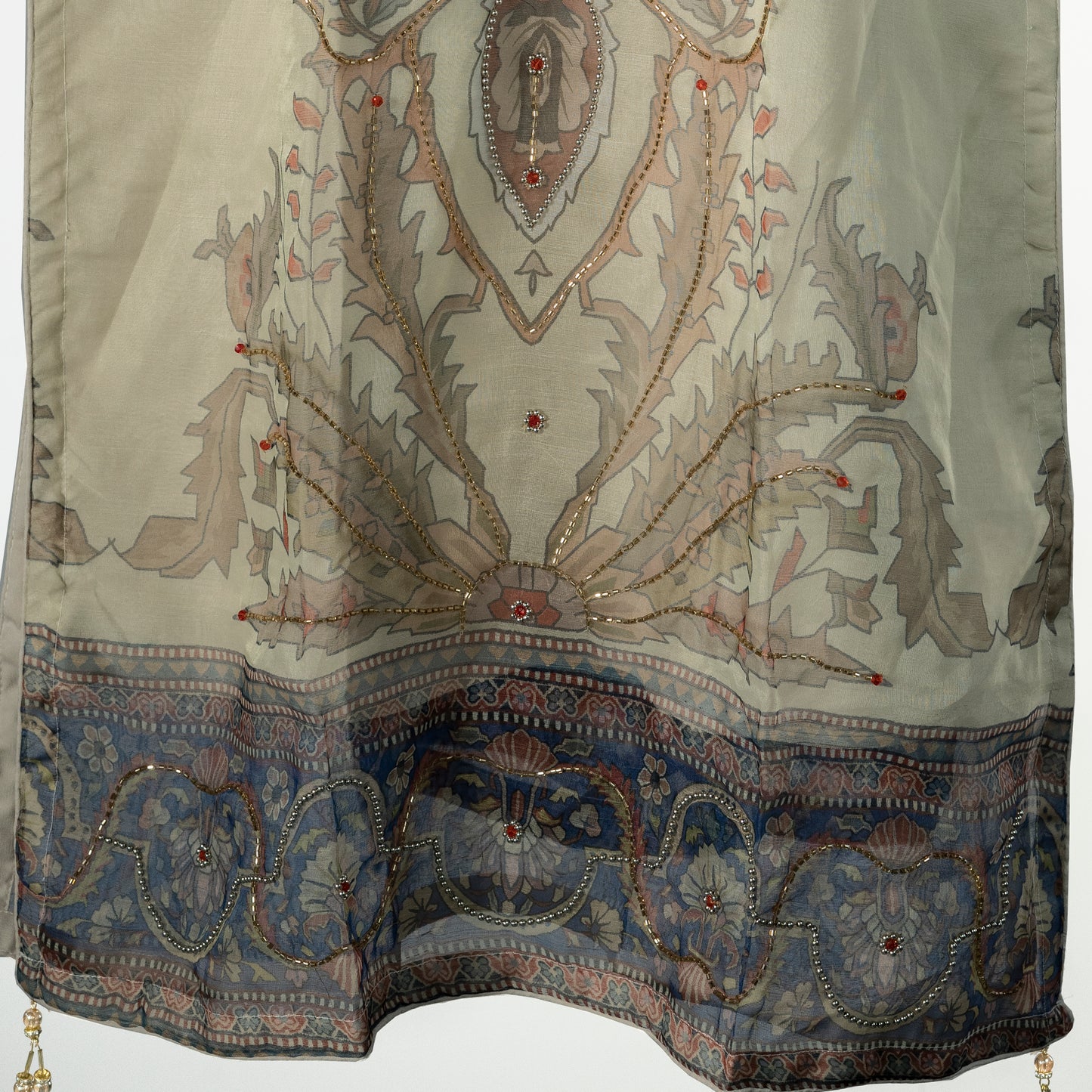 Elegant Vintage Motif Three Piece Set | CD-WD24