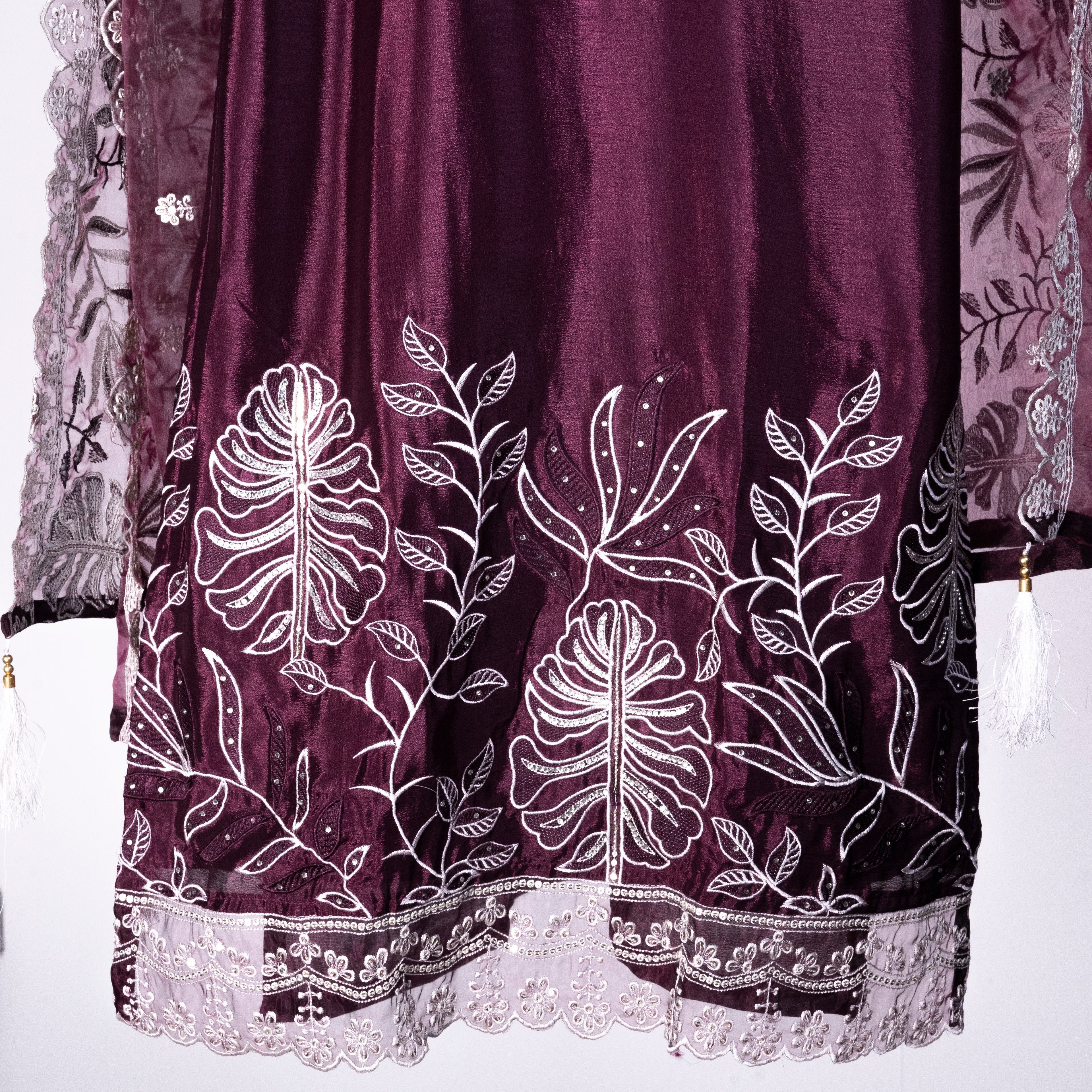 Elegant Embroidered Classic Three Piece Set | CD-WD28