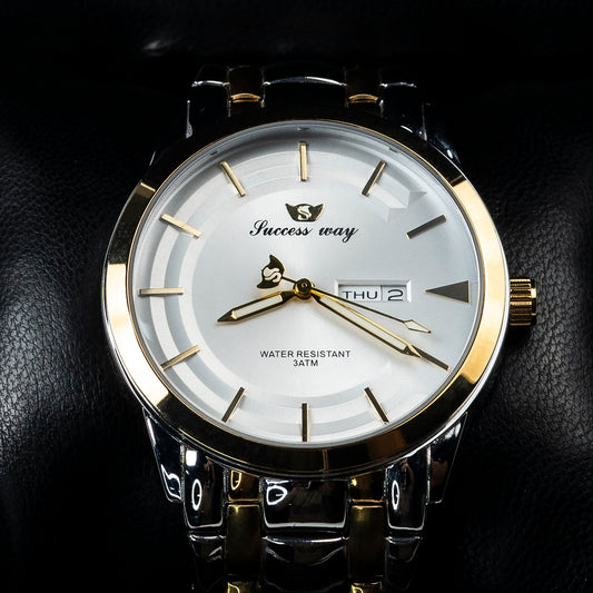 Minimal Dial Premium Wristwatch | CD-MAW9