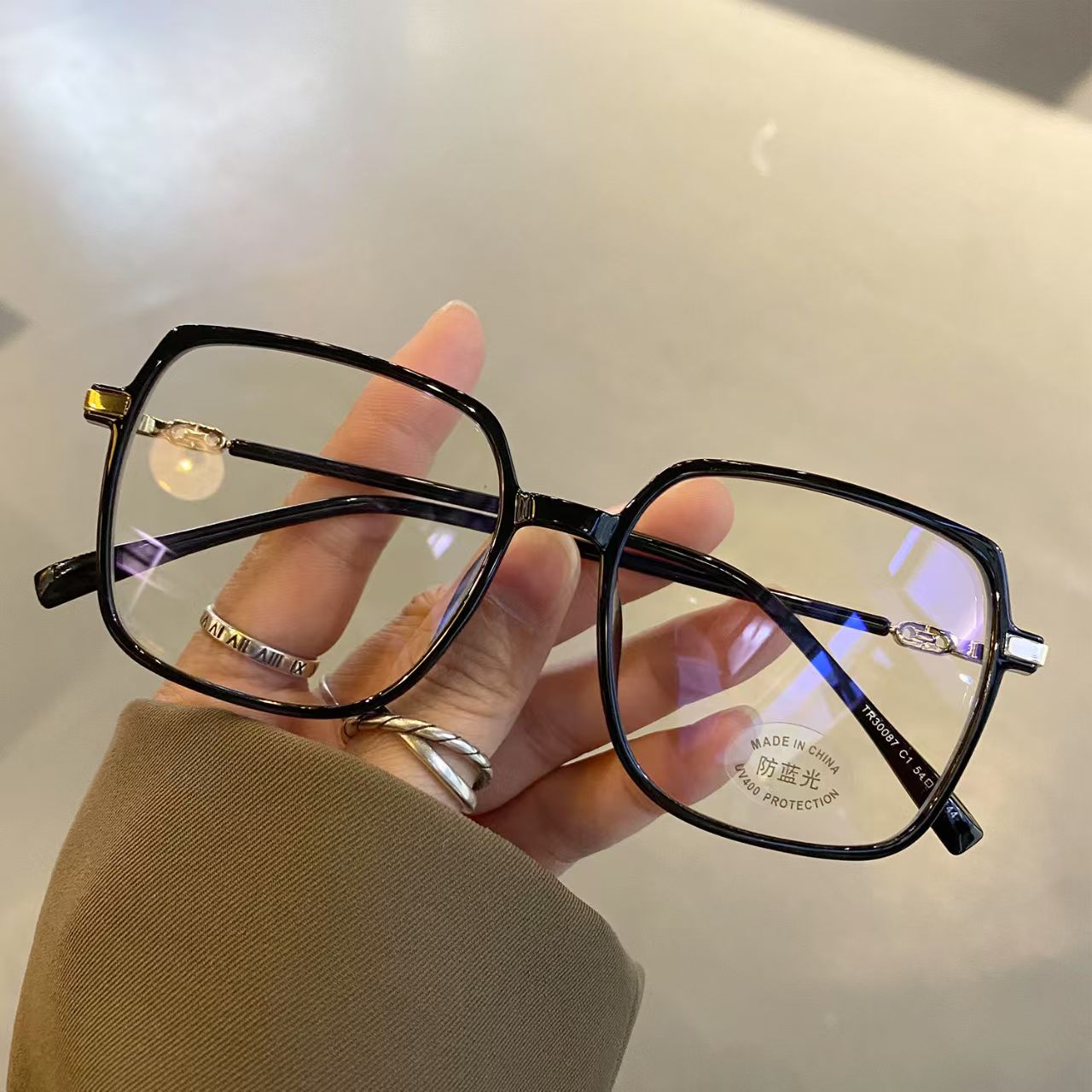 Anti-blue light with nearsighted plain face ins frame flat glasses for women's CD-B15 (China To Bangladesh Home Delivery)